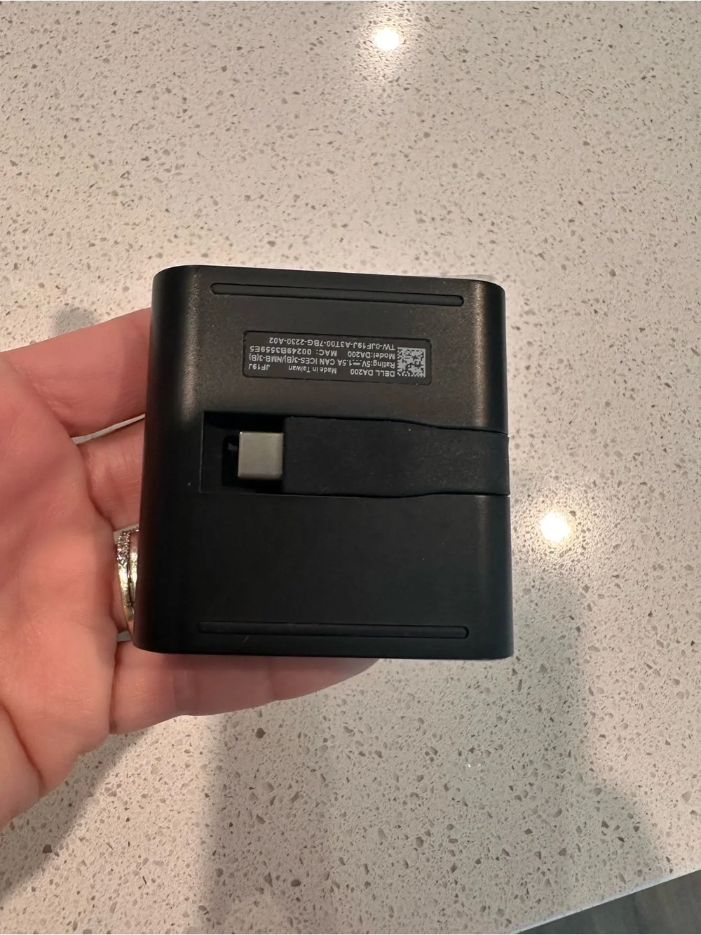 Dell Adapter - USB-C to HDMI/VGA/Ethernet/USB 3.0 DA200